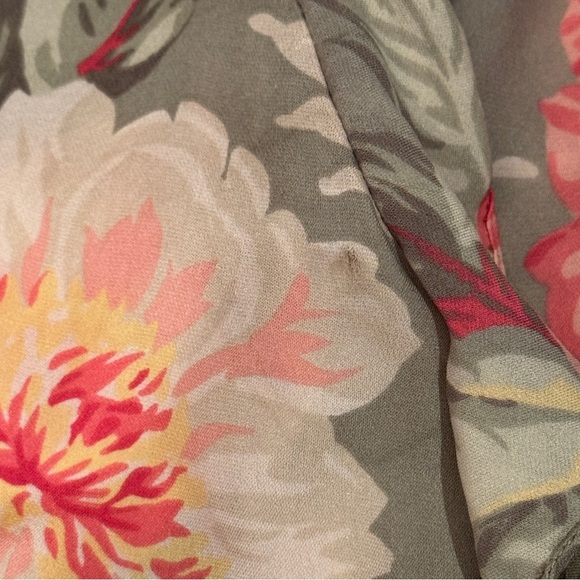 VTG Fairy Coquette 100% Silk Ruffle Blouse Size S P Sage Green Romantic Floral - Picture 11 of 16